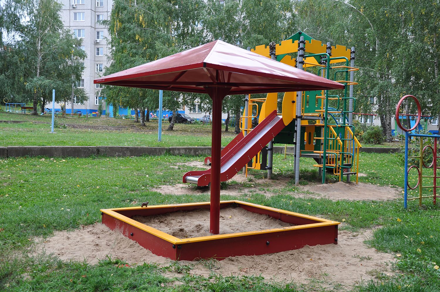 Песочница своими руками: как сделать, схемы, фото 10 Песочница своими руками: как сделать, схемы, фото 29